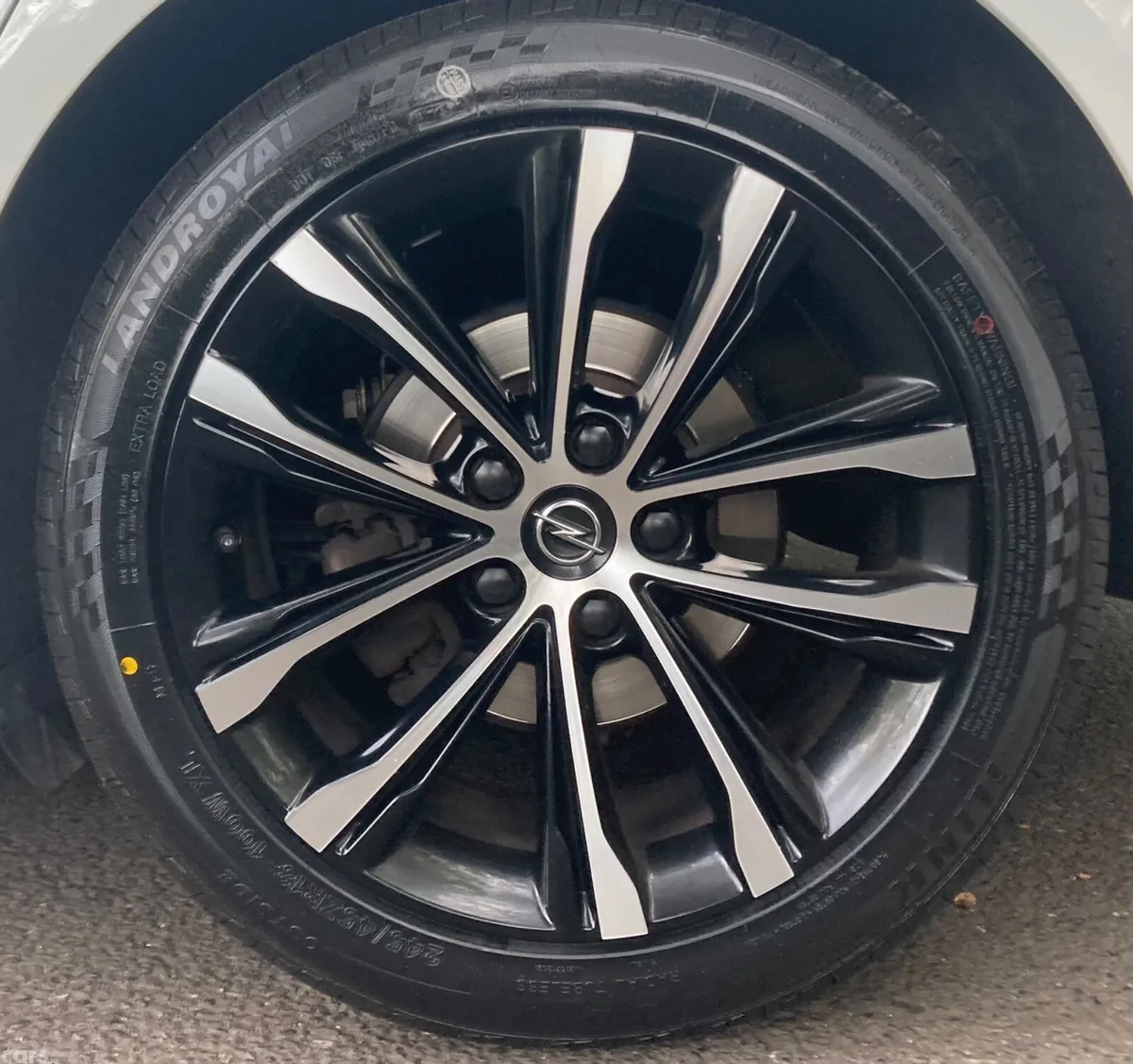 Opel Insignia Hatchback, Diesel, 2022, White