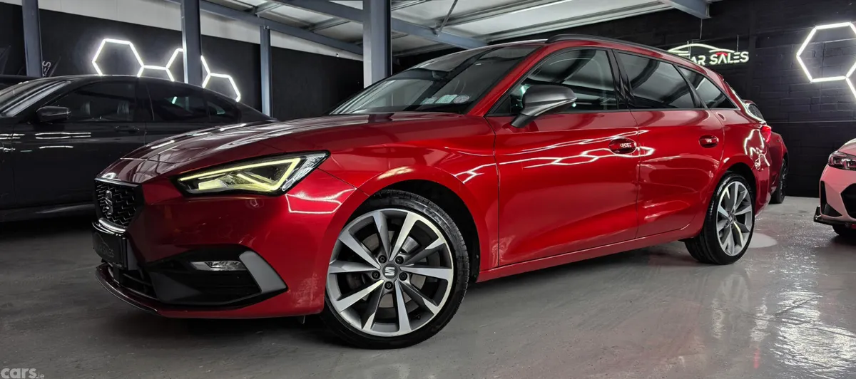 SEAT Leon Estate, Diesel, 2021, Red