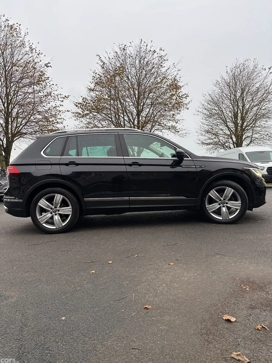 Volkswagen Tiguan SUV, Diesel, 2021, Black