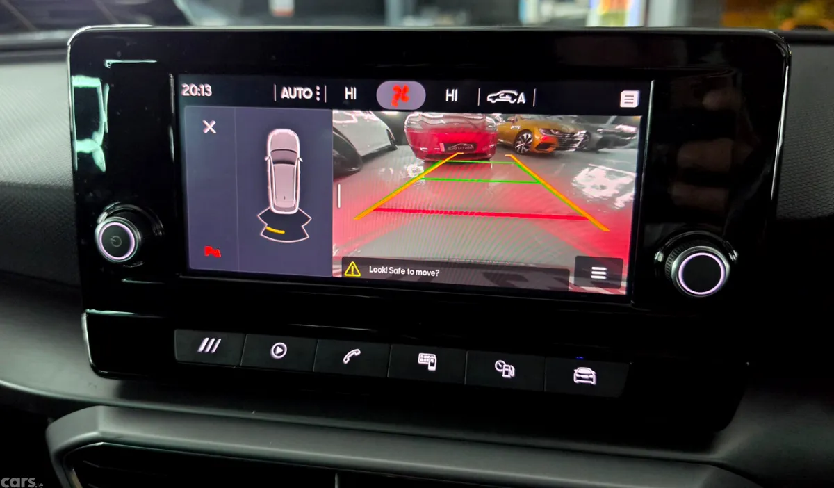SEAT Leon Estate, Diesel, 2021, Red
