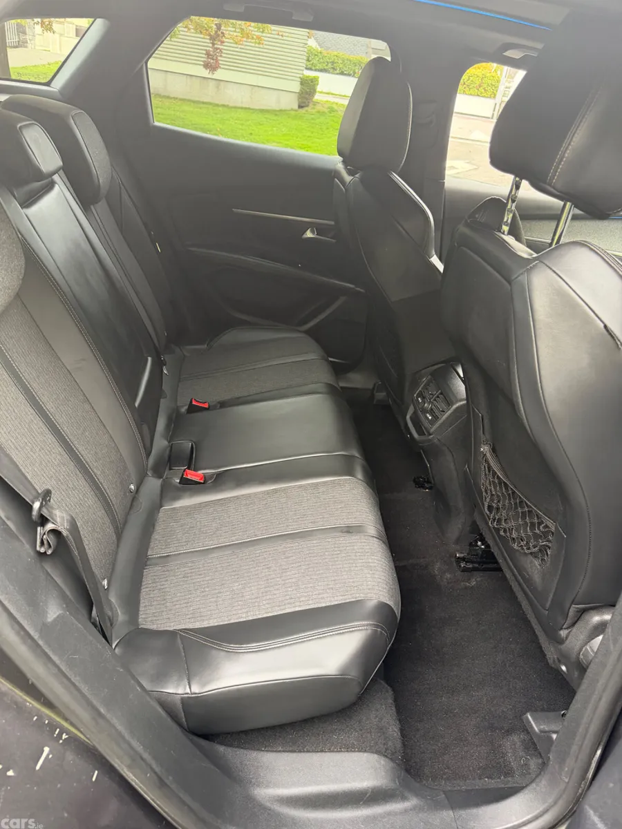 Peugeot 3008 MPV, Diesel, 2018, Grey