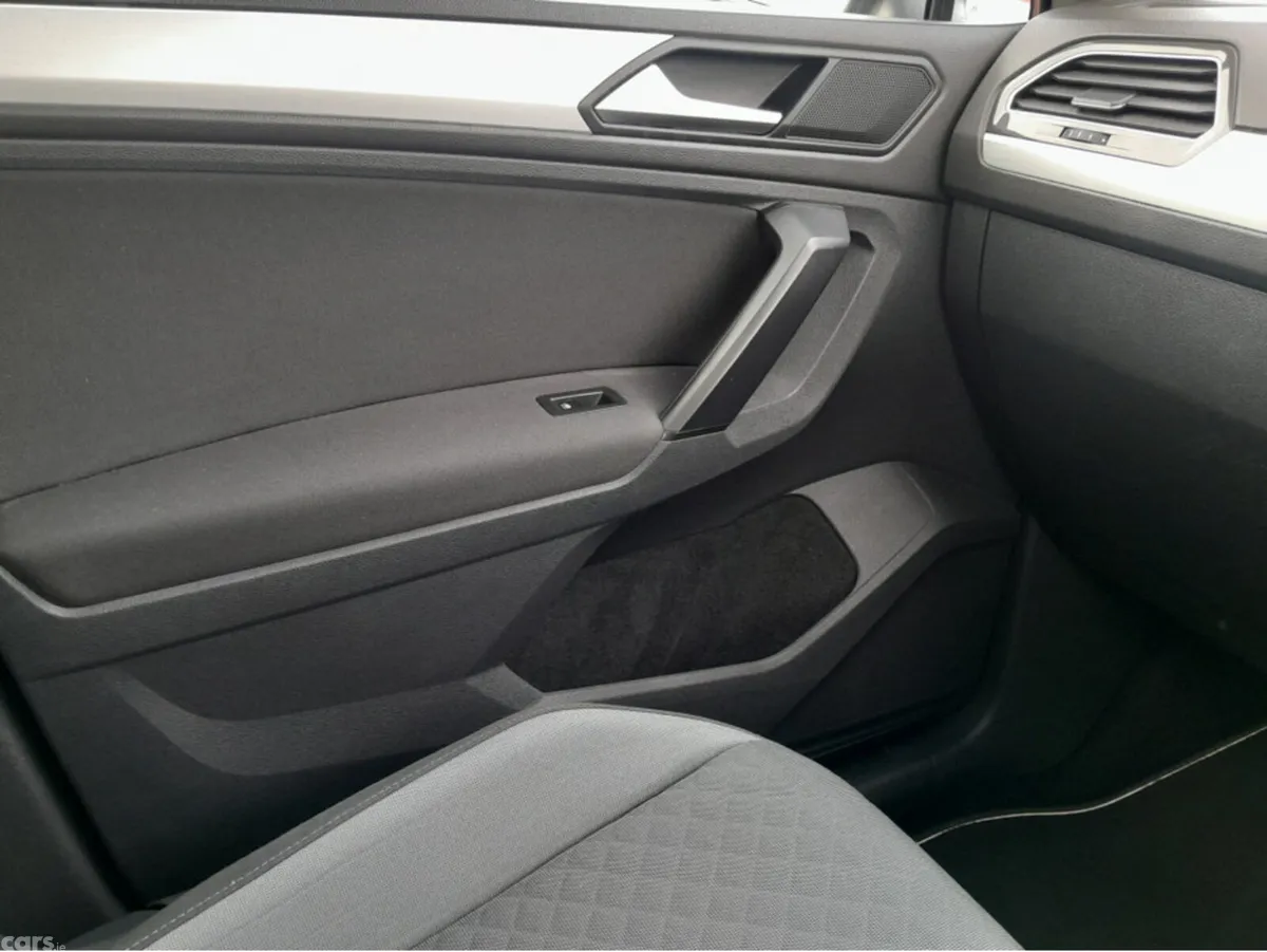 Volkswagen Tiguan SUV, Diesel, 2019, Grey