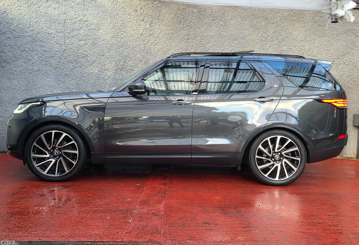 Land Rover Discovery SUV, Diesel, 2017, Grey