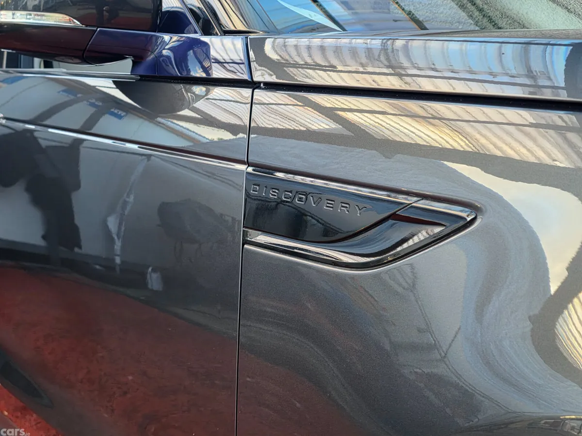 Land Rover Discovery SUV, Diesel, 2017, Grey