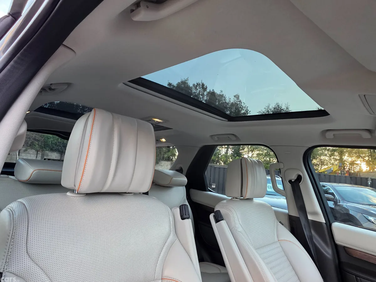Land Rover Discovery SUV, Diesel, 2017, Grey