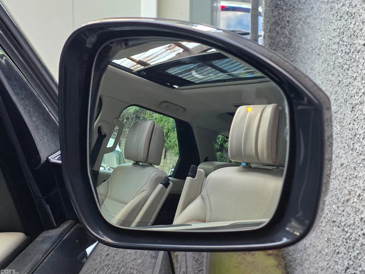 Land Rover Discovery SUV, Diesel, 2017, Grey