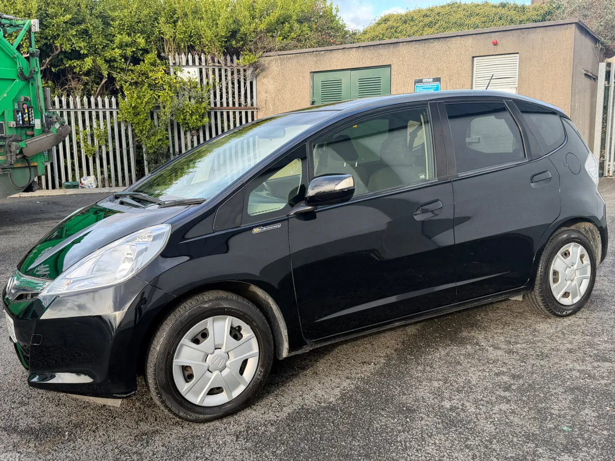 Honda Fit Hatchback, Petrol Hybrid, 2013, Black