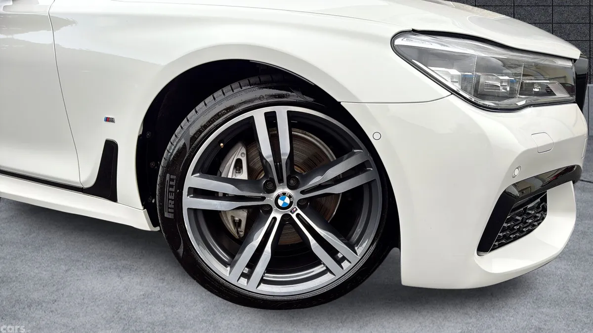 BMW 7-Series Saloon, Petrol Plug-in Hybrid, 2018, White
