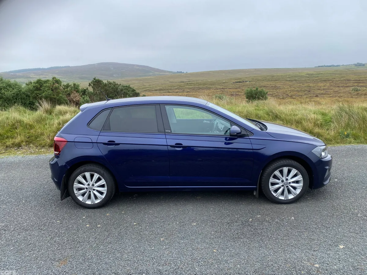 Volkswagen Polo Hatchback, Petrol, 2021, Blue