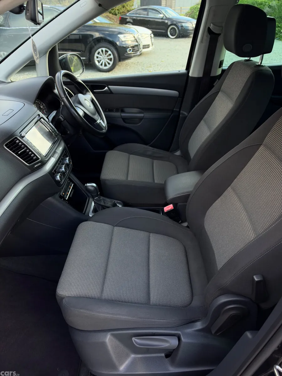 Volkswagen Sharan MPV, Petrol, 2014, Black
