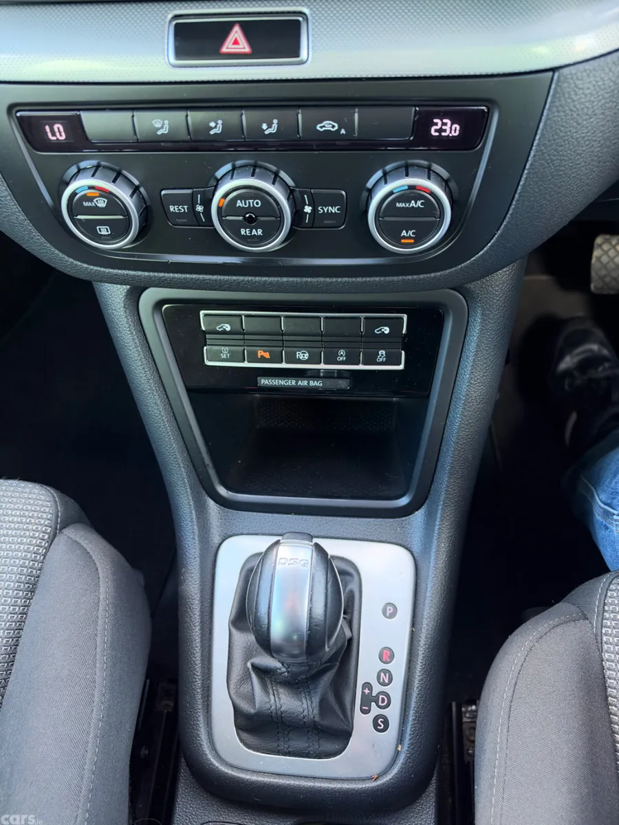 Volkswagen Sharan MPV, Petrol, 2014, Black
