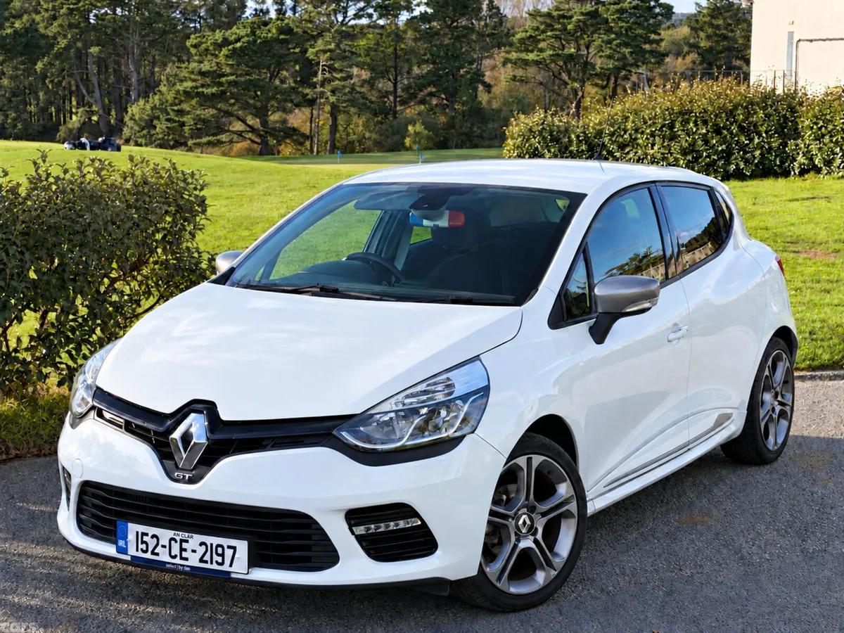 Renault Clio Hatchback, Petrol, 2015, White