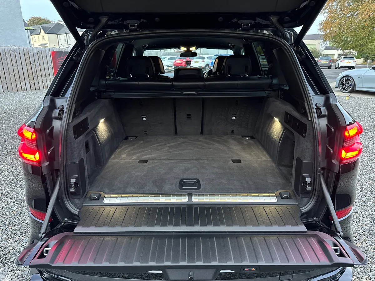 BMW X5 SUV, Petrol Hybrid, 2022, Black