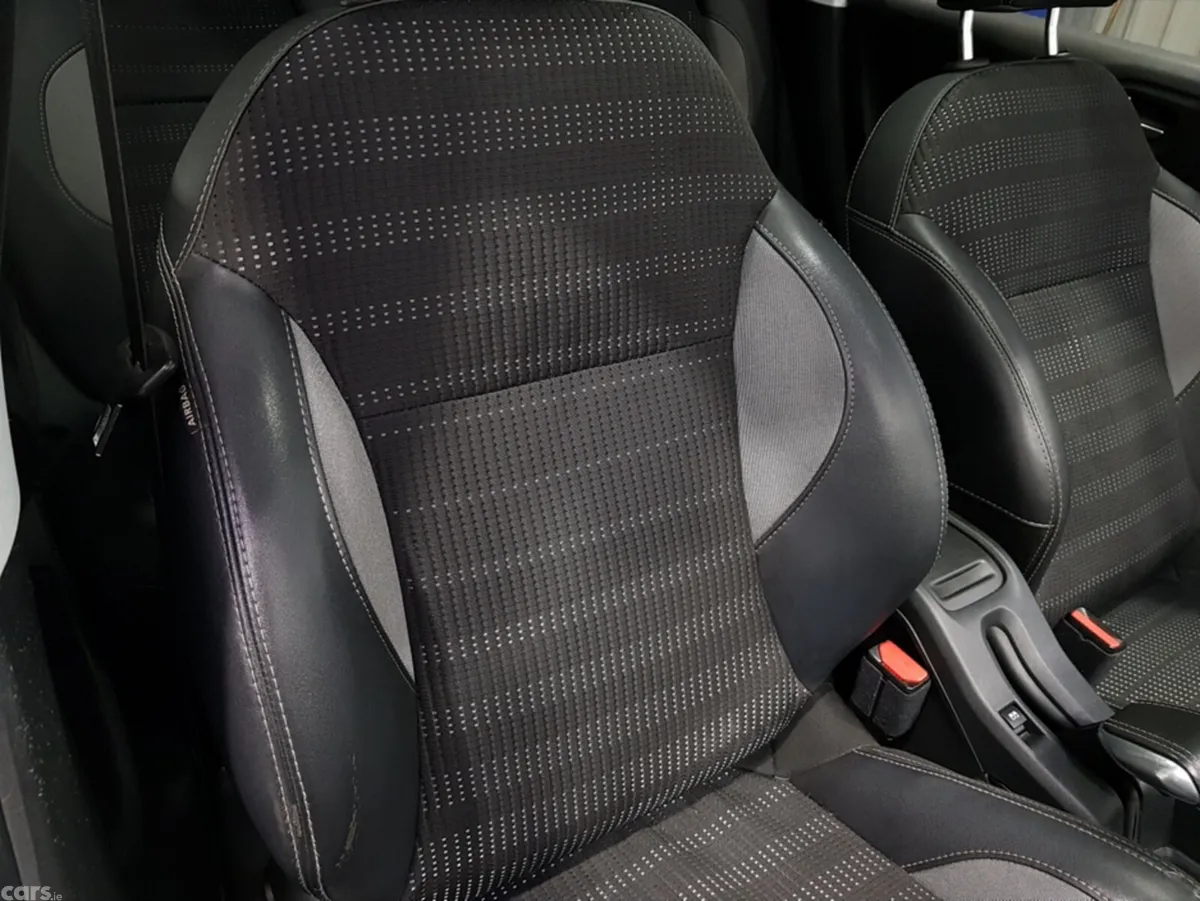 Peugeot 2008 Hatchback, Petrol, 2019, Black