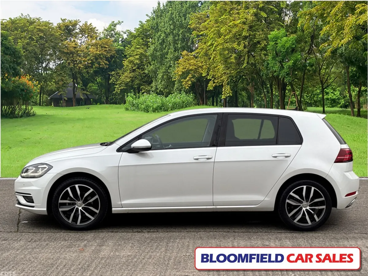 Volkswagen Golf Hatchback, Petrol, 2019, White