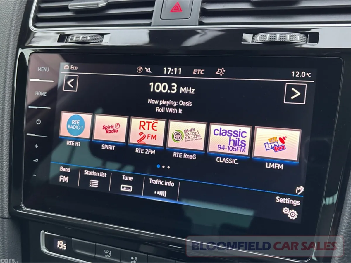 Volkswagen Golf Hatchback, Petrol, 2019, White
