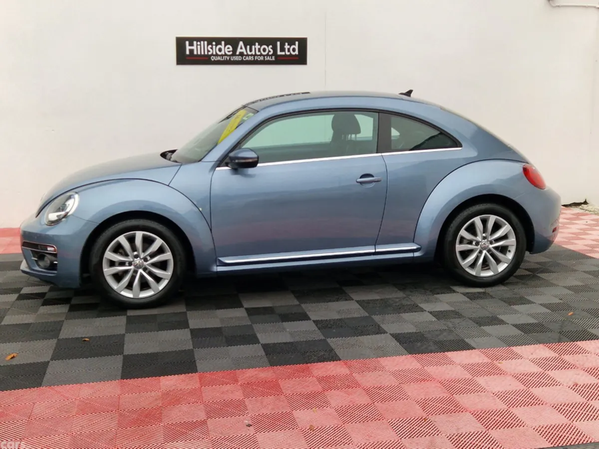 Volkswagen Beetle Hatchback, Petrol, 2018, Blue