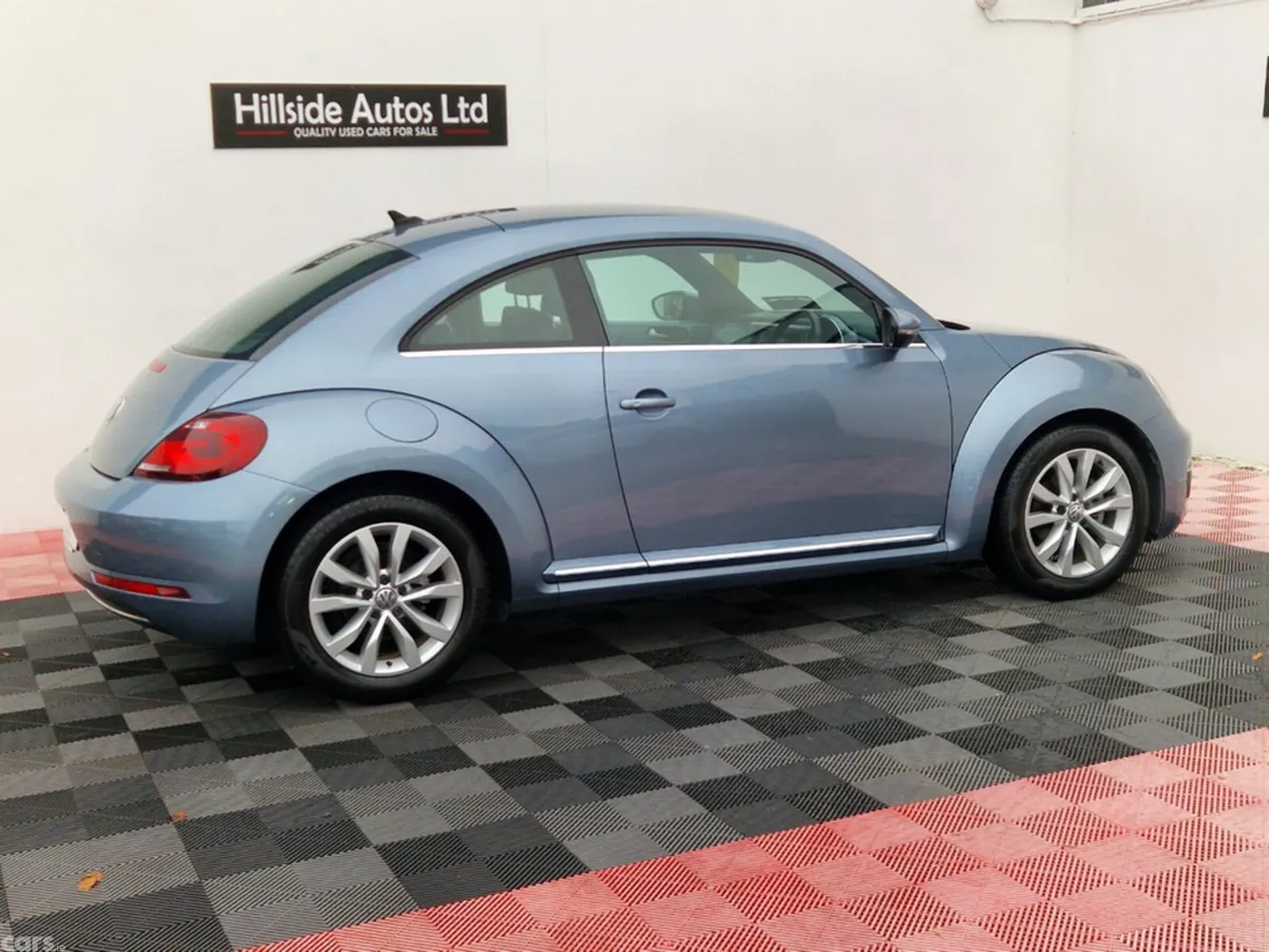 Volkswagen Beetle Hatchback, Petrol, 2018, Blue