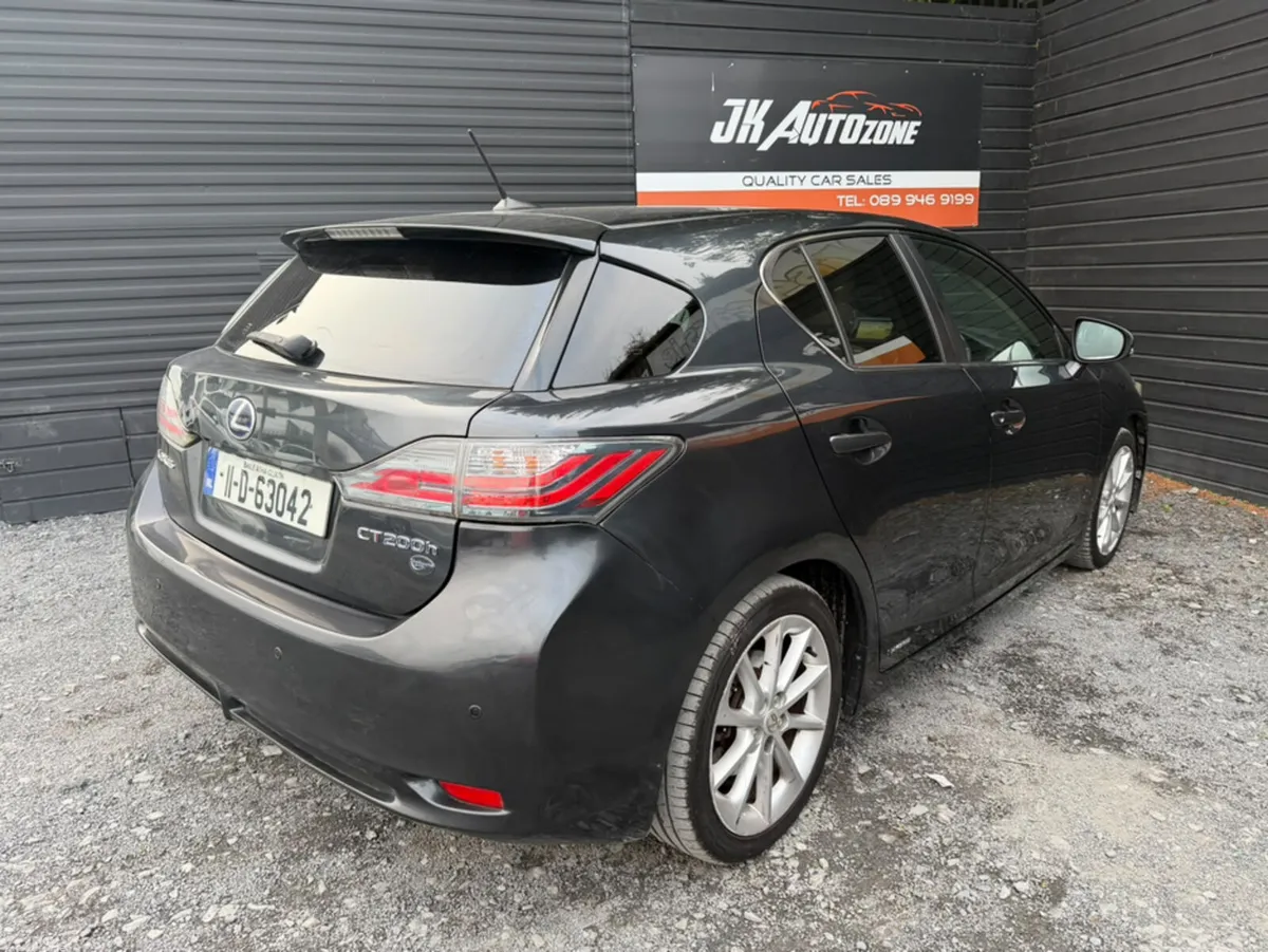 Lexus CT Hatchback, Petrol Hybrid, 2011, Grey