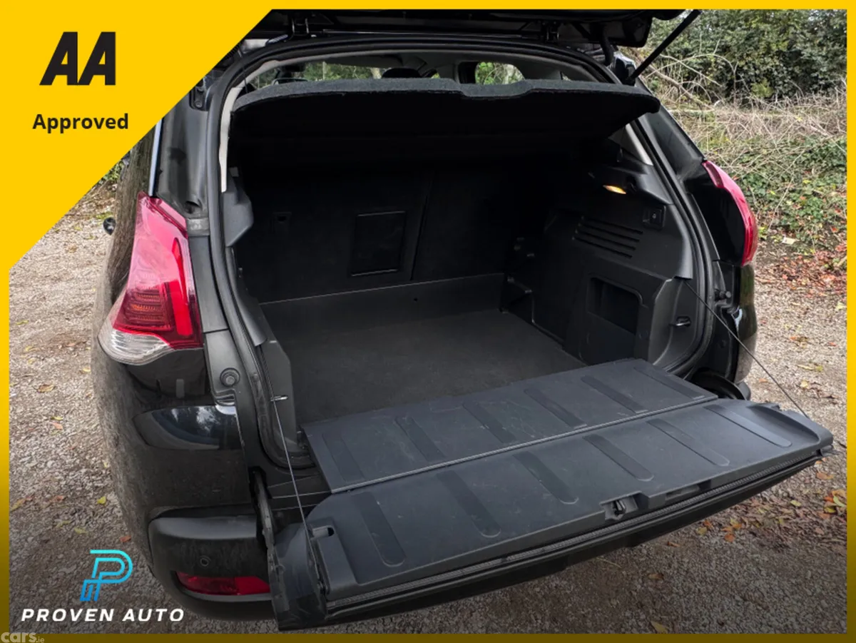 Peugeot 3008 MPV, Diesel, 2014, Black