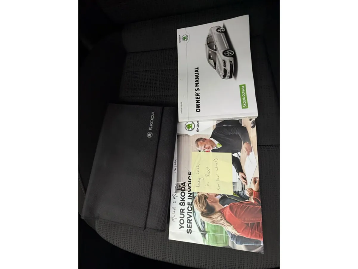 Skoda Octavia Hatchback, Diesel, 2017, Grey