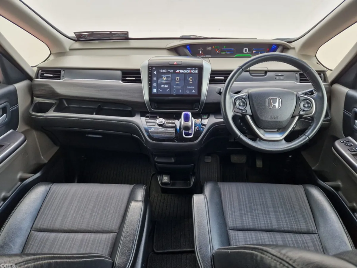 Honda Freed MPV, Petrol Hybrid, 2017, Blue