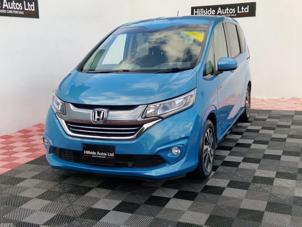 Honda Freed MPV, Petrol Hybrid, 2017, Blue