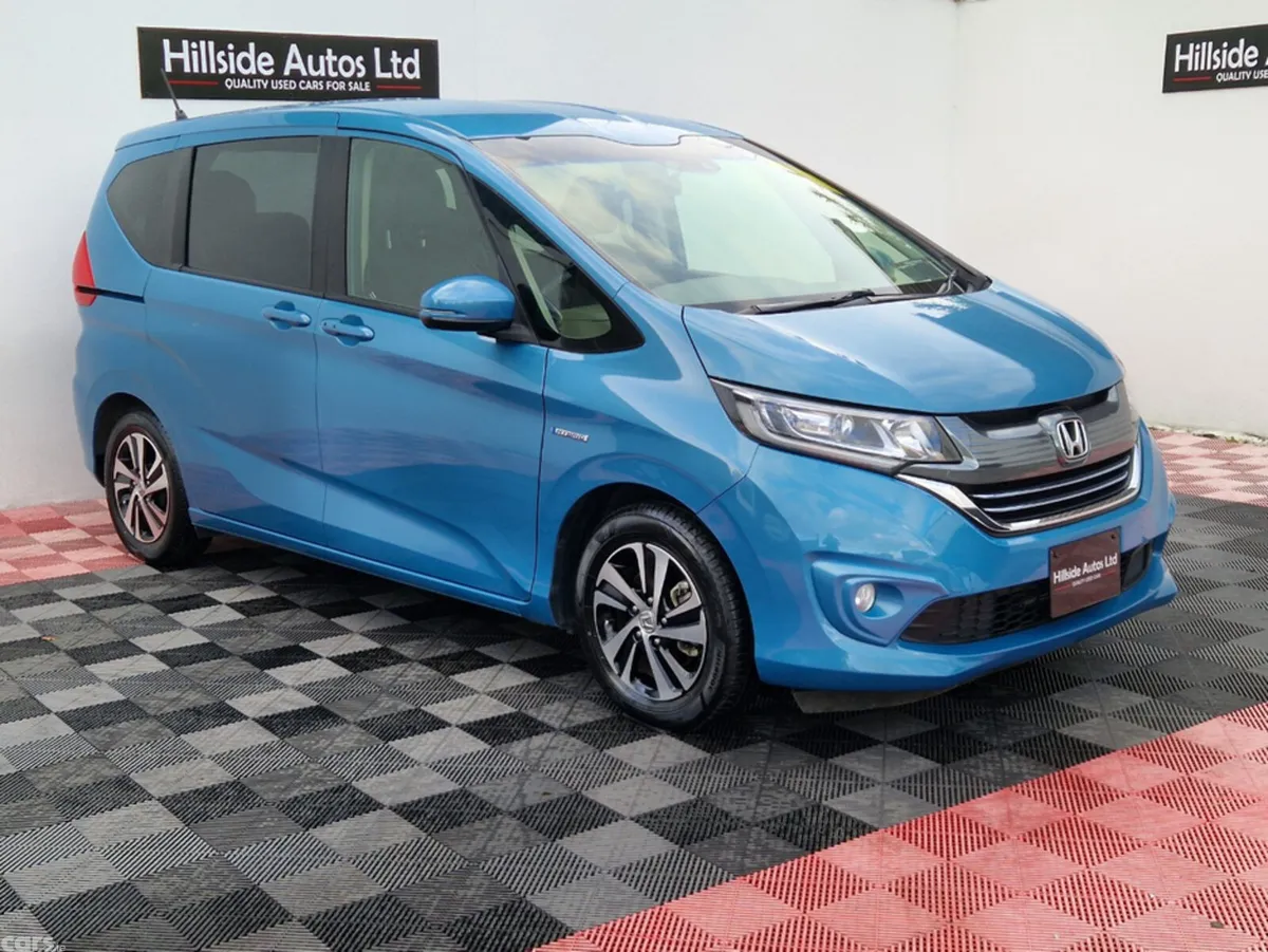 Honda Freed MPV, Petrol Hybrid, 2017, Blue