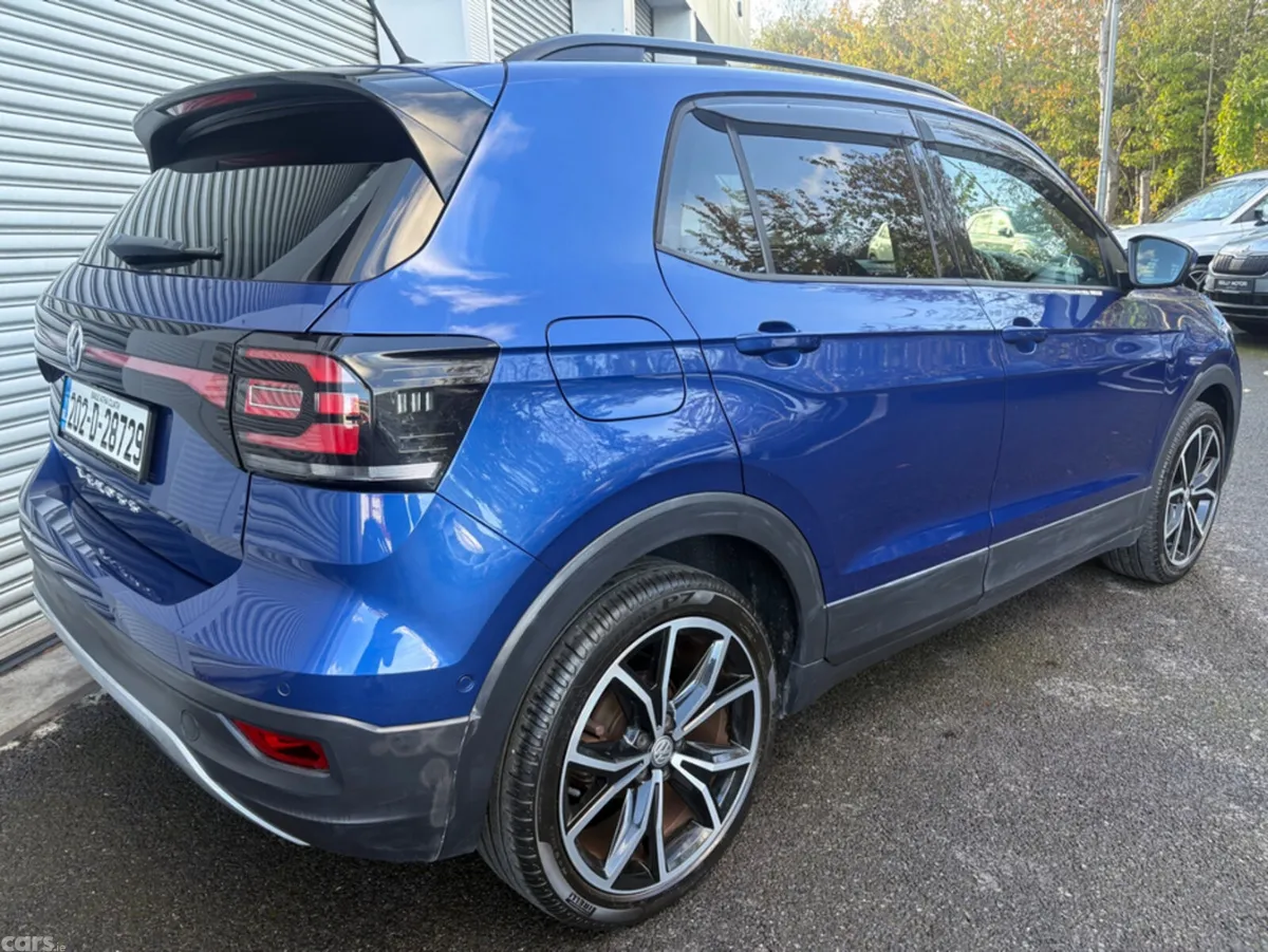 Volkswagen T-Cross Hatchback, Petrol, 2020, Blue