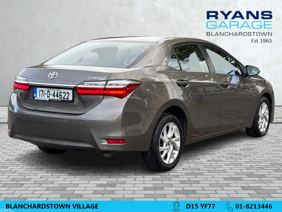 Toyota Corolla Saloon, Petrol, 2017, Grey