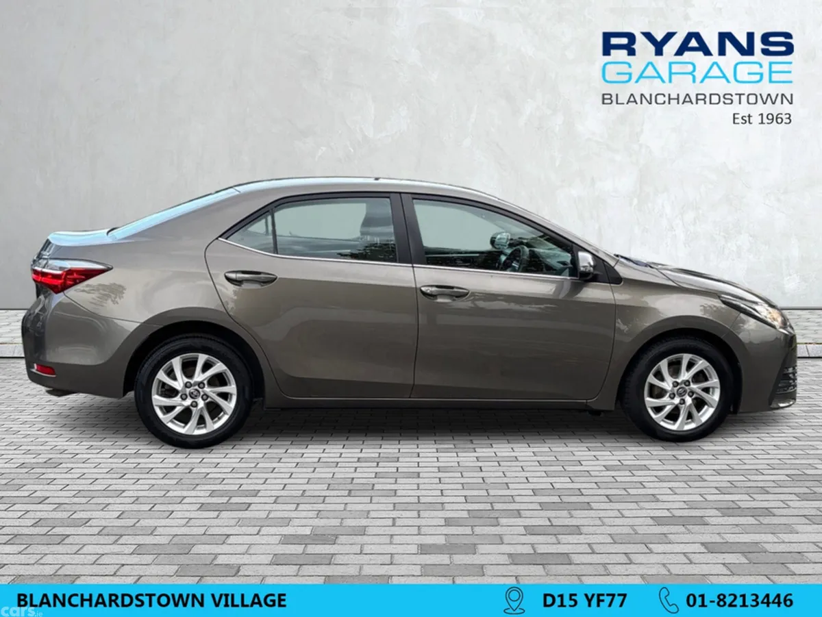 Toyota Corolla Saloon, Petrol, 2017, Grey