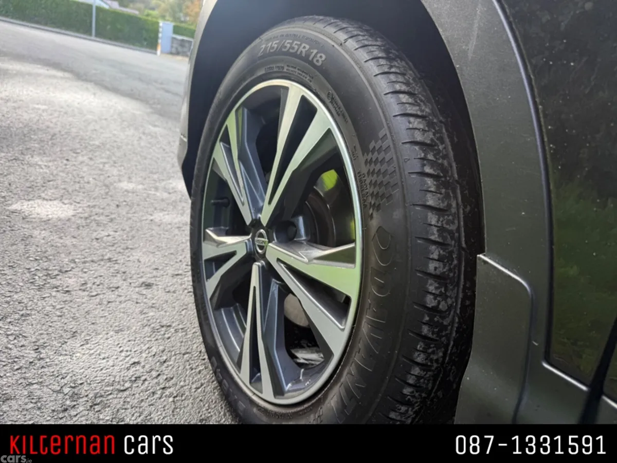 Nissan Qashqai MPV, Diesel, 2019, Black