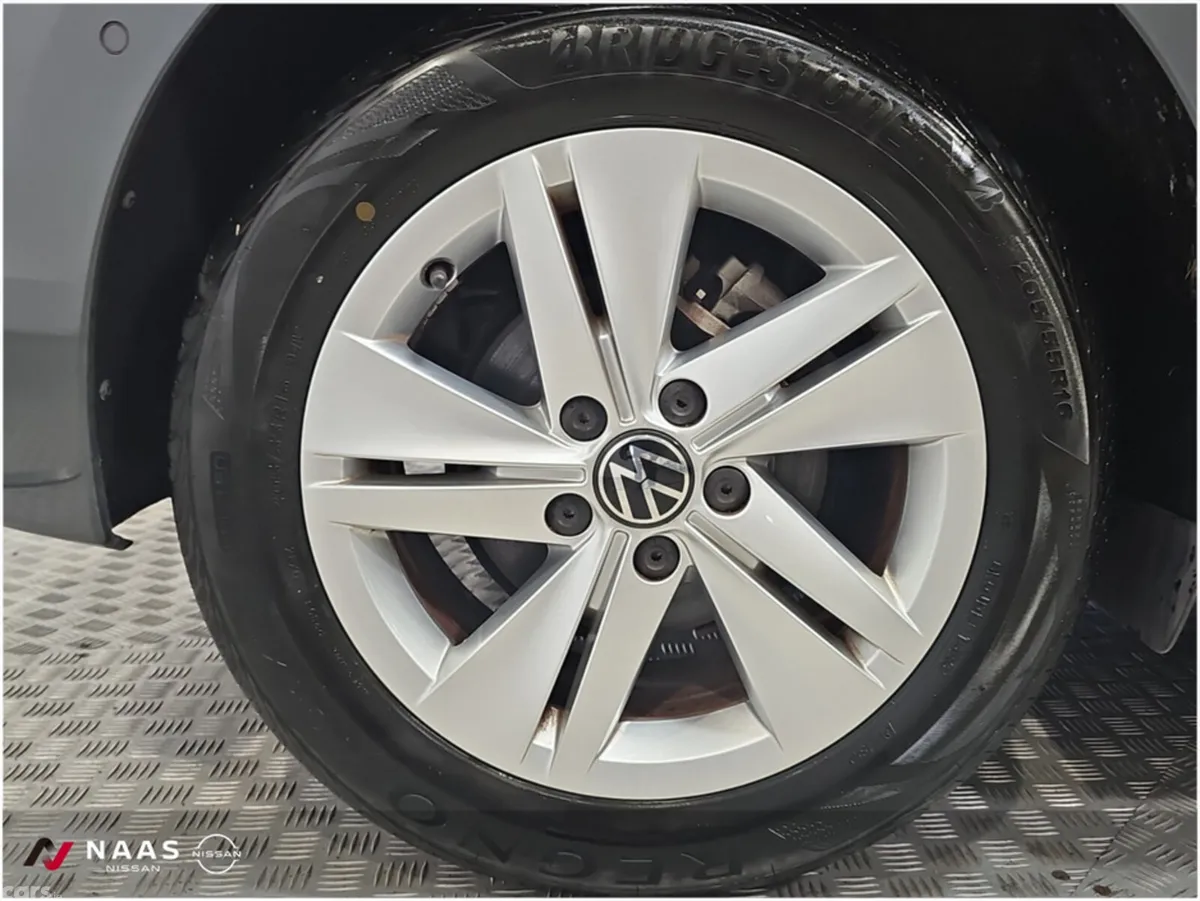 Volkswagen Golf Hatchback, Petrol, 2021, Grey