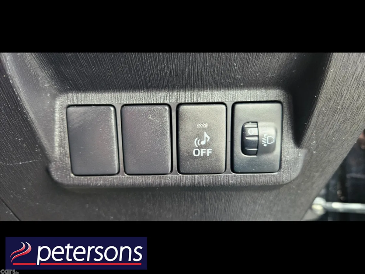 Toyota Prius MPV, Petrol Hybrid, 2015, Black