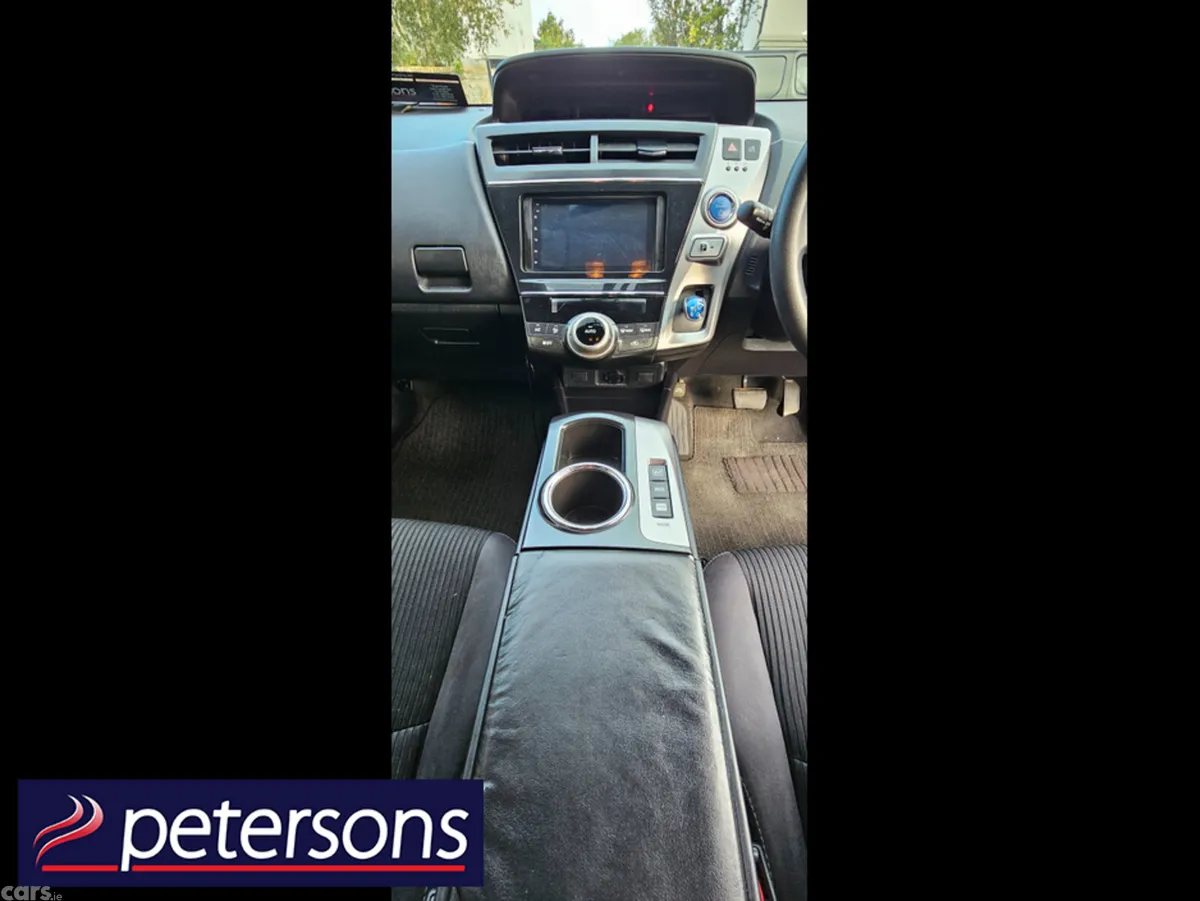 Toyota Prius MPV, Petrol Hybrid, 2015, Black