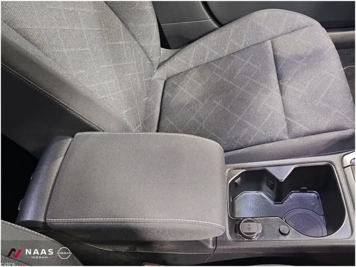 Volkswagen Golf Hatchback, Petrol, 2021, Grey