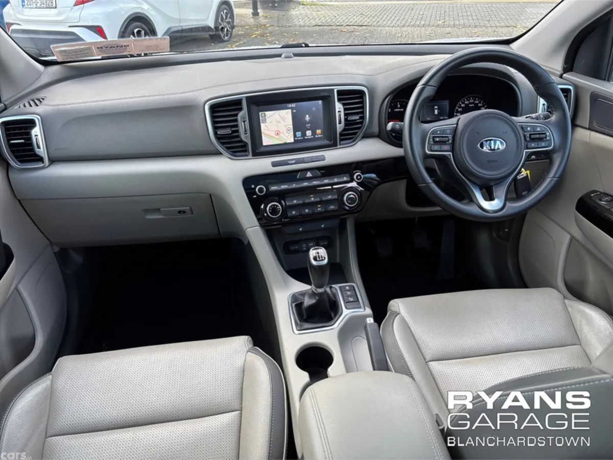 Kia Sportage MPV, Diesel, 2018, White