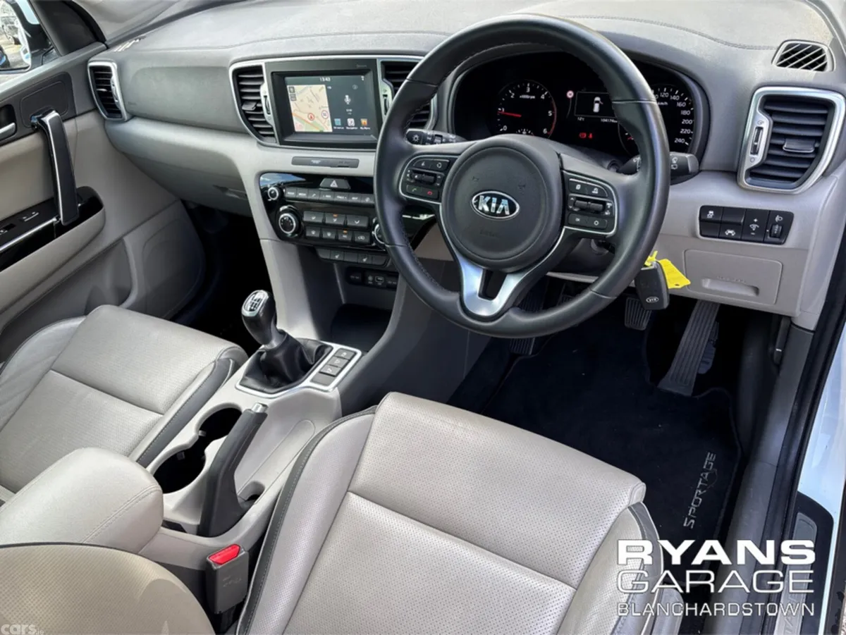 Kia Sportage MPV, Diesel, 2018, White