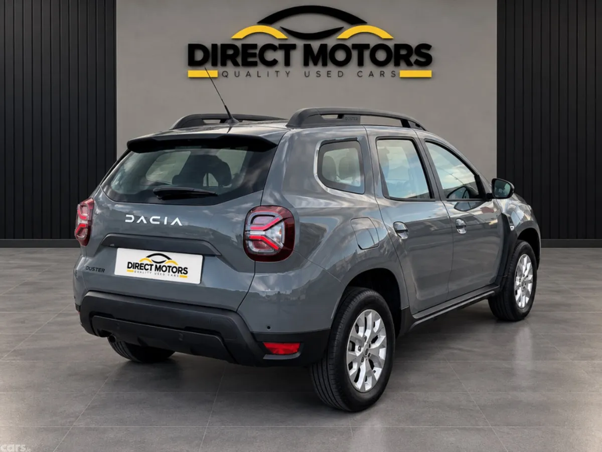 Dacia Duster MPV, Petrol, 2023, Grey