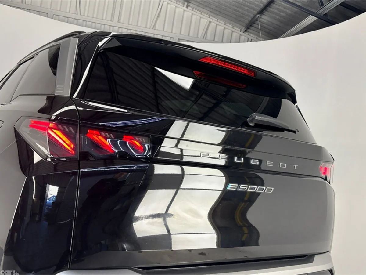 Peugeot 5008 Hatchback, Electric, 2025, Black