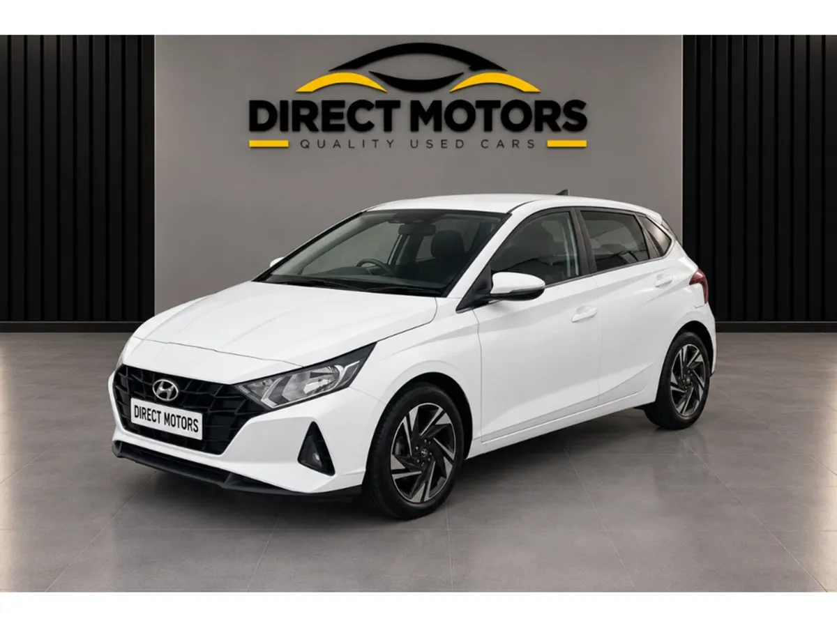 Hyundai i20 Hatchback, Petrol, 2022, White