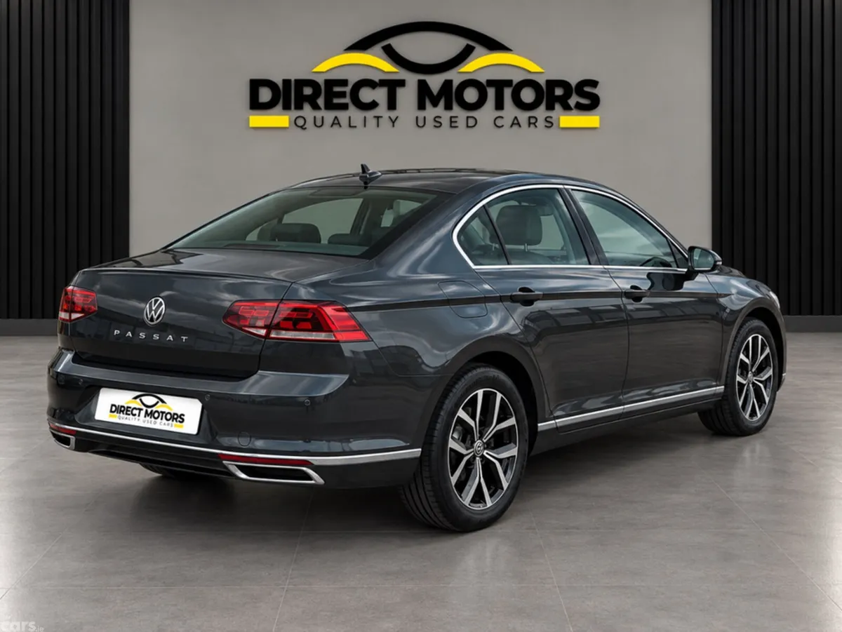 Volkswagen Passat Saloon, Petrol, 2021, Grey