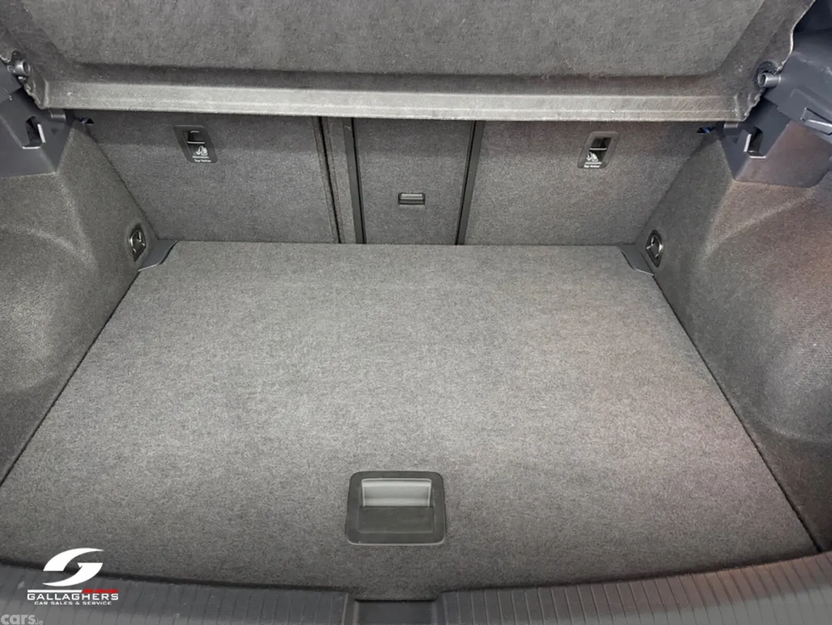 Volkswagen T-Roc SUV, Diesel, 2023, Blue