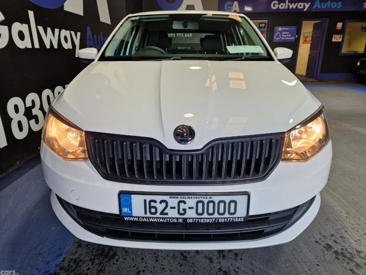 Skoda Fabia Hatchback, Petrol, 2016, White
