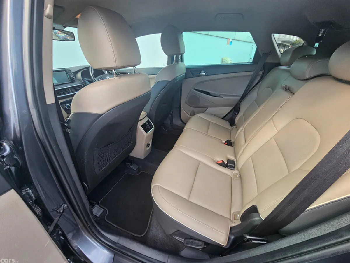 Hyundai Tucson MPV, Diesel, 2019, Grey
