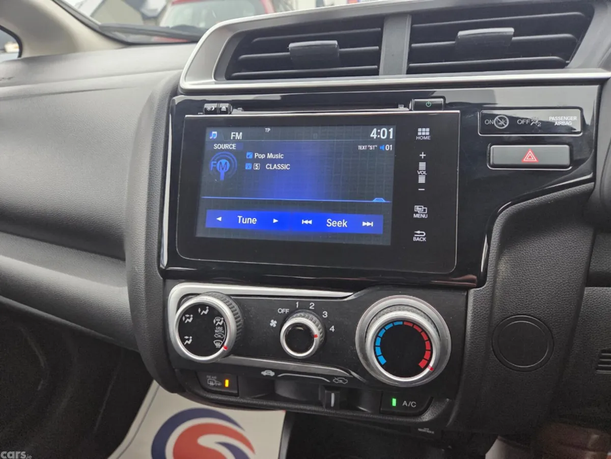 Honda Jazz Hatchback, Petrol, 2019, Blue