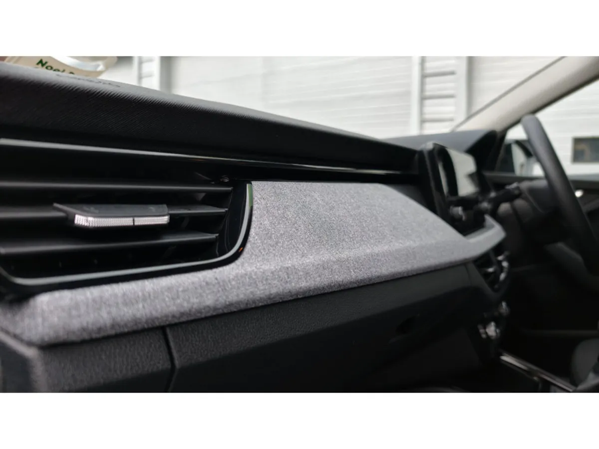 Skoda Scala Hatchback, Petrol, 2026, Black