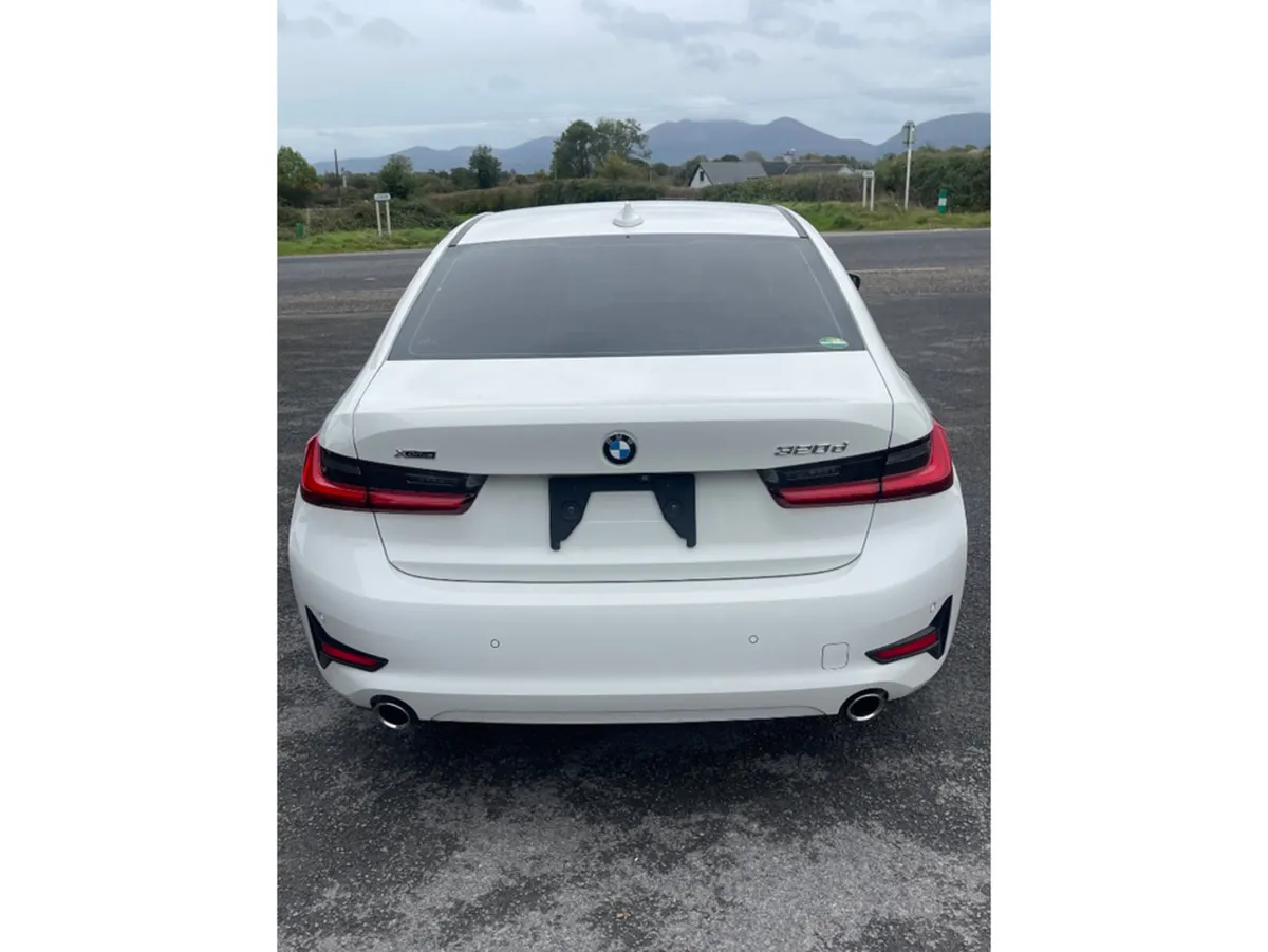 BMW 3-Series Saloon, Diesel, 2019, White