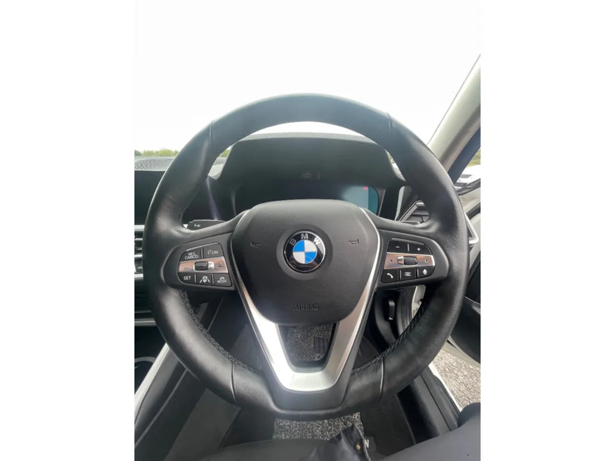 BMW 3-Series Saloon, Diesel, 2019, White
