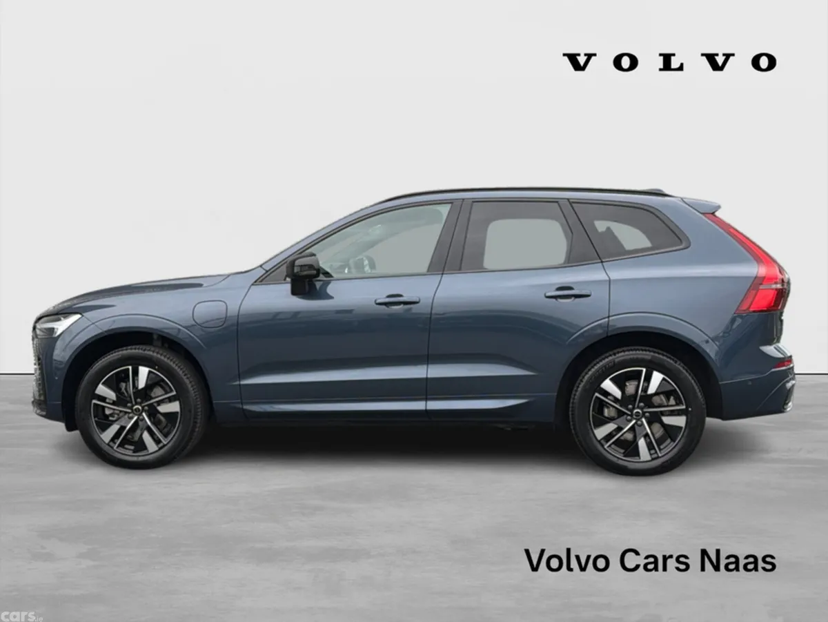 Volvo XC60 SUV, Petrol Plug-in Hybrid, 2026, Blue